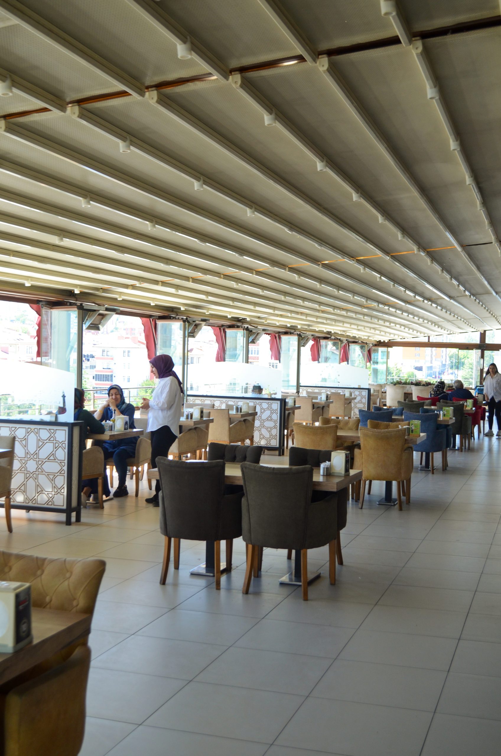 Kebeci Cafe & Restaurant Kastamonu'nun en lezzetli yöresel yemeklerini sunuyor.